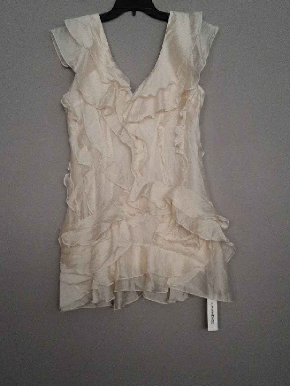 Commense Cream Ruffle V-Neck Sleeveless Camisole